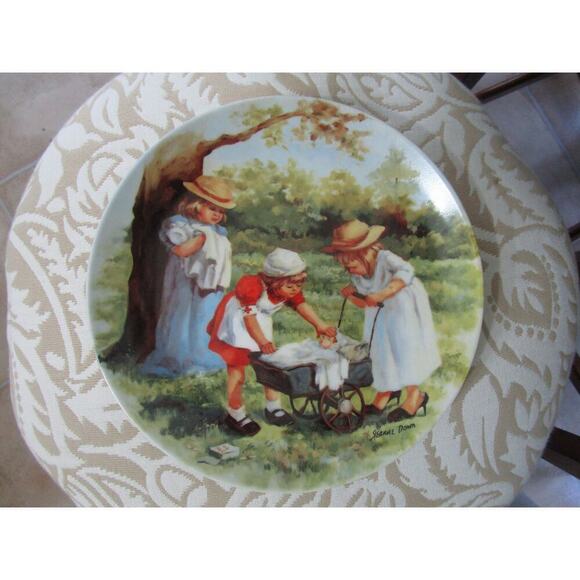 Of Office Hours, Jeanne Down's Friends I Remember Series Plate - Picture 2 of 6